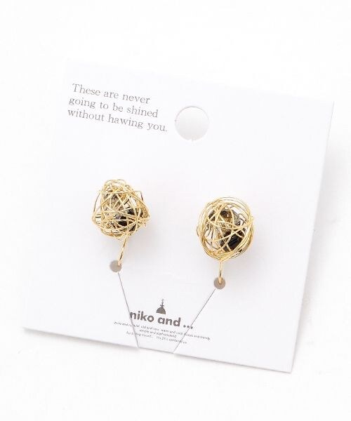 niko and...（ニコアンド）の「オリジナル グローブストーン入りオメガ（アクセサリー・ホワイト/ブラック・F）」の2枚目の写真