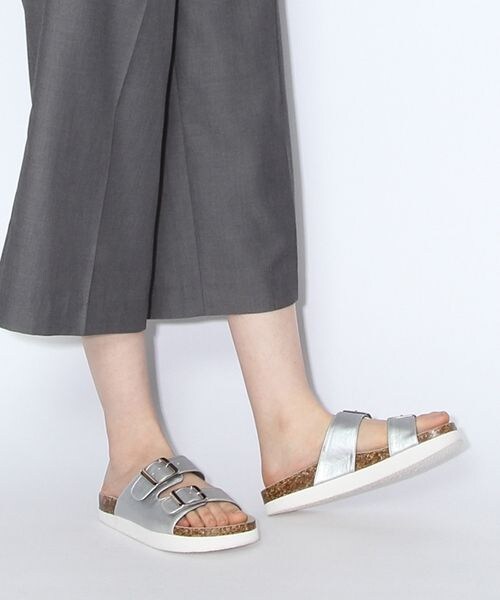niko and...（ニコアンド）の「オリジナル フットベットサンダル（シューズ・ホワイト/シルバー/ブラック/カーキ・M(23.5-24cm)/L(24-24.5cm)）」の4枚目の写真