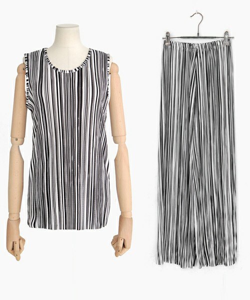 DHOLIC（ディーホリック）の「ストライプスリーブレス&ワイドパンツSET（Tシャツ/カットソー・レディース・ネイビー/ブラック/グレー・FREE）」の2枚目の写真