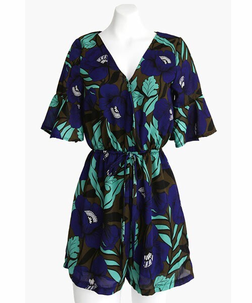 DHOLIC(ディーホリック)の「ウエストストリングフローラショートオールインワン(つなぎ/オールインワン・レディース・レッド/ブルー・FREE)」の2枚目の写真