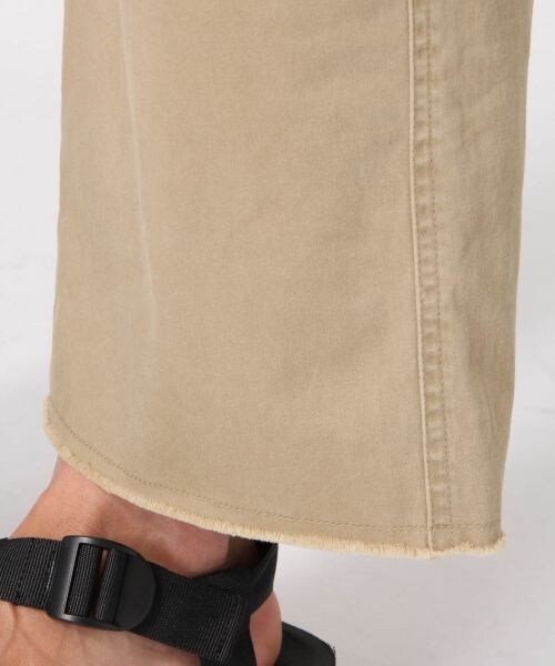 RAGEBLUE（レイジブルー）の「＜人気沸騰！カットオフ仕様＞ワイドアンクルパンツ（パンツ・ベージュ/オリーブ・M/L）」の7枚目の写真