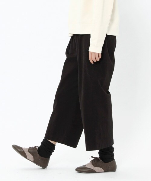 studio CLIP（スタディオクリップ）の「ツイルタックワイドパンツ（パンツ・ブラック/ベージュ/カーキ/ネイビー・M/L）」の12枚目の写真