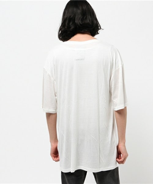 unrelaxing(アンリラクシング)の「スーパーオーバーサイズビッグTシャツ ビッグシルエットドロップショルダーTシャツ(Tシャツ/カットソー・メンズ・ホワイト/ブラック・FREE)」の4枚目の写真