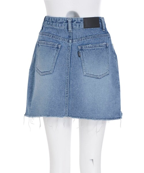EVRIS（エヴリス）の「ダメージ ヘムデニムスカート（スカート・レディース・アイスブルー/インディゴ）」の8枚目の写真