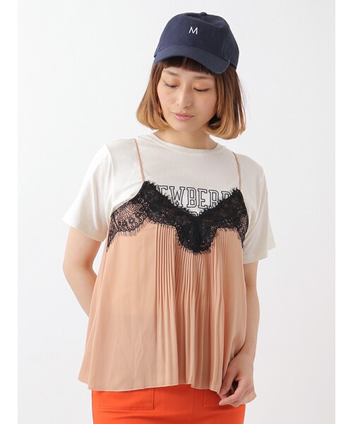 w closet(ダブルクローゼット)の「消しプリーツ×レース付きキャミ(トップス・レディース・アイボリー/ピンクベージュ/ブラック・FREE)」の4枚目の写真