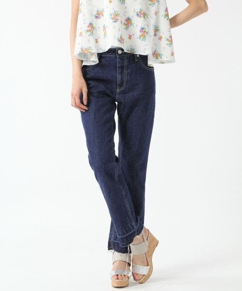 BLISS POINT（ブリスポイント）の「12.5OZカットオフデニムフレアパンツ（パンツ・ブルー/ネイビー・M/L）」の2枚目の写真