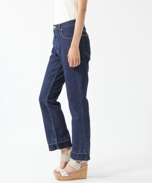 BLISS POINT（ブリスポイント）の「12.5OZカットオフデニムフレアパンツ（パンツ・ブルー/ネイビー・M/L）」の5枚目の写真