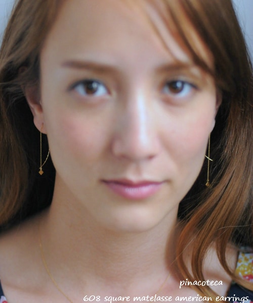 pinacoteca（ピナコテーカ）の「スクエア マトラッセ アメリカン ピアス（ピアス（両耳用）・レディース・ゴールド・Free）」の2枚目の写真