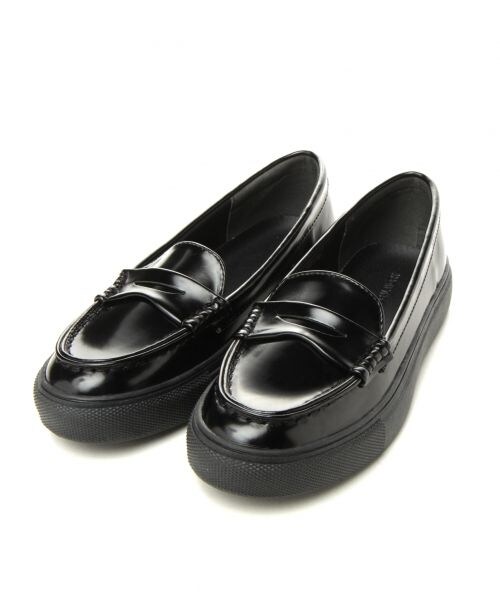 GLOBAL WORK（グローバルワーク）の「ローファースニーカー（シューズ・ホワイト/ブラック・S(22-22.5cm)/M(23-23.5cm)/L(24-24.5cm)）」の2枚目の写真