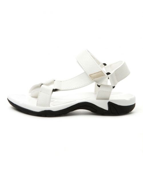 GLOBAL WORK(グローバルワーク)の「スポーツサンダル(シューズ・ホワイト/ブラック/ゴールド・M(23-23.5cm)/L(24-24.5cm))」の4枚目の写真