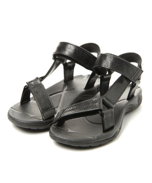 GLOBAL WORK(グローバルワーク)の「スポーツサンダル(シューズ・ホワイト/ブラック/ゴールド・M(23-23.5cm)/L(24-24.5cm))」の2枚目の写真