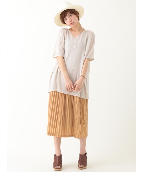 earth music&ecology（アースミュージックアンドエコロジー）の「【Special Price】ボックスニットチュニック（トップス・アイボリー/ライトベージュ/サックスブルー/ネイビー・F）」の6枚目の写真