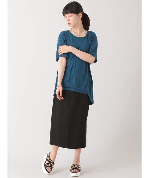 E hyphen world gallery（イーハイフンワールドギャラリー）の「・UネックBigシルエットTシャツ（トップス・オフホワイト/杢グレー/ブラック/ブルーグリーン・F）」の11枚目の写真