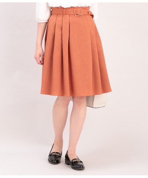 ROPE' PICNIC(ロペピクニック)の「ベルトつきタックフレアスカート(スカート・ブラック/ライトグレー/カーキ/オレンジ・36/38/40)」の1枚目の写真