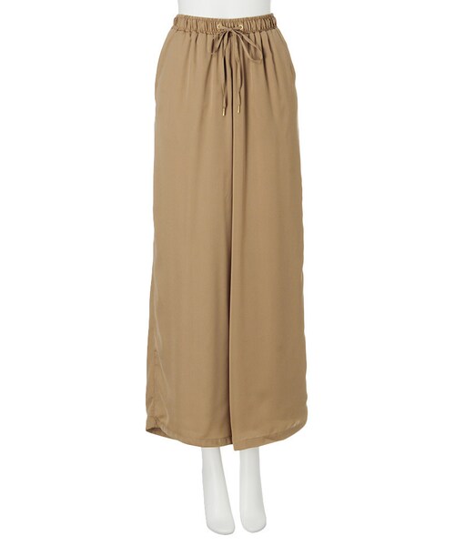 EVRIS（エヴリス）の「サテンドレープワイドパンツ（パンツ・レディース・ホワイト/ブラック/ベージュ/カーキ・F）」の10枚目の写真