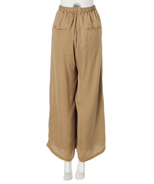 EVRIS（エヴリス）の「サテンドレープワイドパンツ（パンツ・レディース・ホワイト/ブラック/ベージュ/カーキ・F）」の12枚目の写真