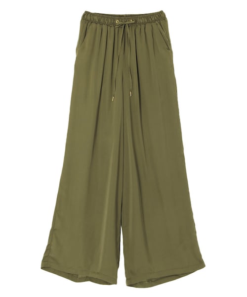 EVRIS（エヴリス）の「サテンドレープワイドパンツ（パンツ・レディース・ホワイト/ブラック/ベージュ/カーキ・F）」の4枚目の写真