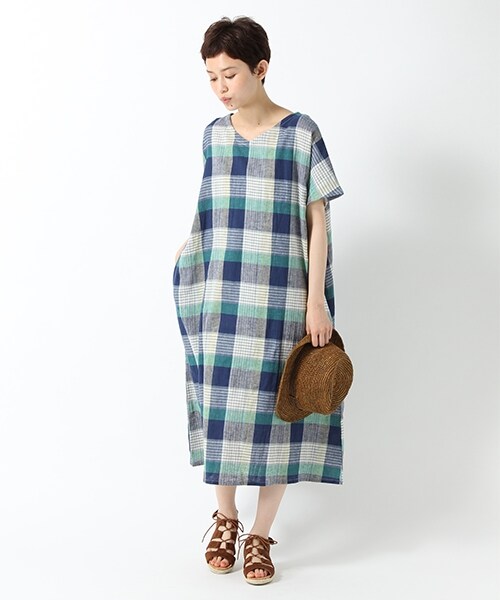 studio CLIP(スタディオクリップ)の「レースアップウェッジソールサンダル(シューズ・ライトグレー/キャメル・M/L)」の3枚目の写真