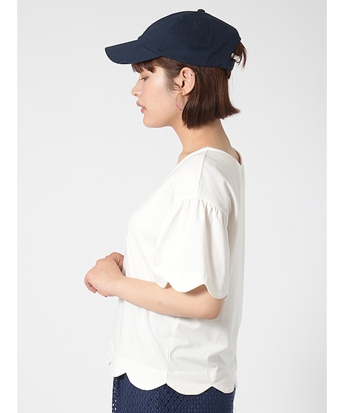 w closet（ダブルクローゼット）の「スカラップ2wayTシャツ（トップス・レディース・オフホワイト/グレー/Dオレンジ/ブラック・FREE）」の6枚目の写真