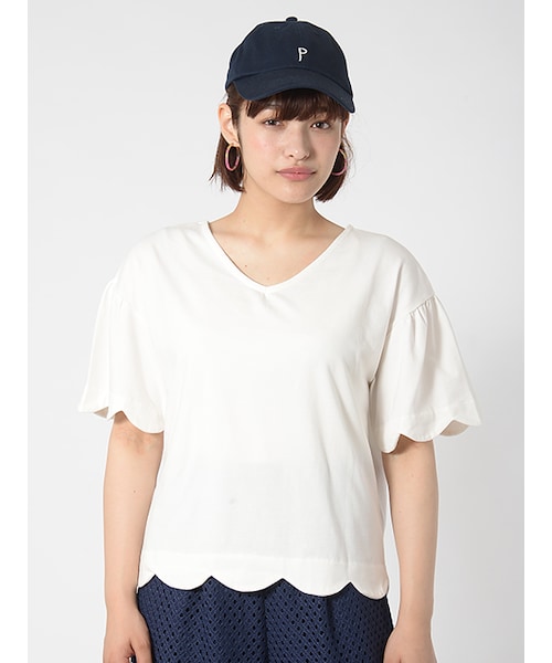 w closet（ダブルクローゼット）の「スカラップ2wayTシャツ（トップス・レディース・オフホワイト/グレー/Dオレンジ/ブラック・FREE）」の5枚目の写真