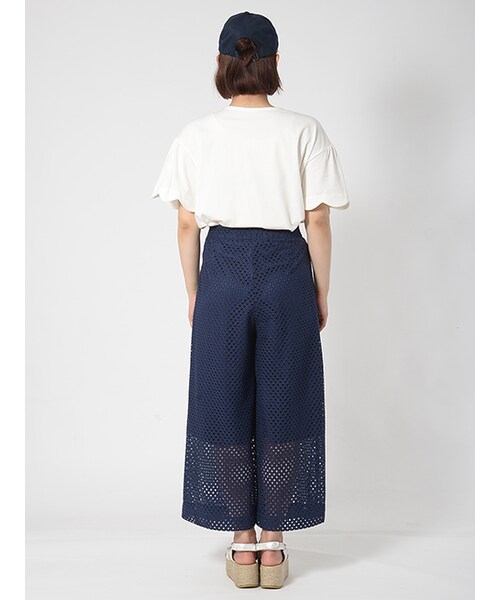 w closet（ダブルクローゼット）の「レースワイドパンツ（パンツ・レディース・オフホワイト/ネイビー・FREE）」の5枚目の写真