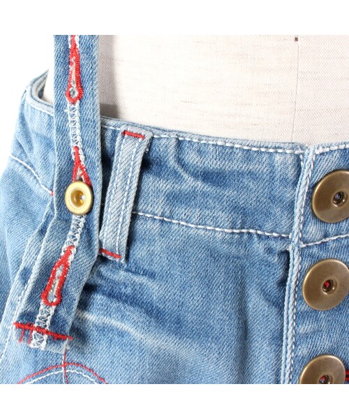 BOOFOOWOO（ブーフーウー）の「キッズサイズ吊り紐付きデニムハーフパンツ（その他・キッズ・ライトインディゴ・90/100/110/120/130）」の6枚目の写真