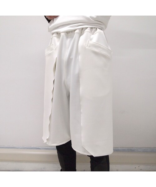 NICK NEEDLES(ニックニードルズ)の「NICK NEEDLES OVER LAP SHORTS WHITE(カーディガン/ボレロ・その他)」の11枚目の写真