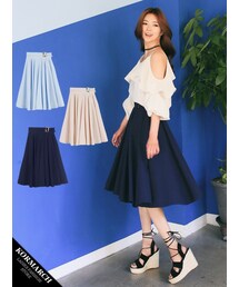 KORMARCH | 夏に大人コーデを完成してくれるベーシックなフレアスカート(Tシャツ/カットソー)