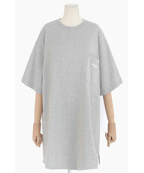 DHOLIC（ディーホリック）の「ユニークレタリング刺繍ビックTシャツ（Tシャツ/カットソー・レディース・ピンク/マスタード/ダークグリーン/ベージュ/ブラック/ホワイト/グレー・FREE）」の4枚目の写真