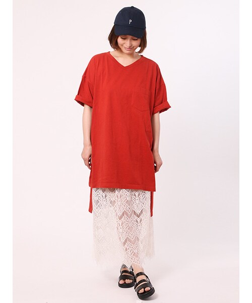 w closet(ダブルクローゼット)の「Vネックポケ付きビッグTシャツ(トップス・レディース・Sグレー/ラベンダー/レンガ/ブラック・FREE)」の11枚目の写真