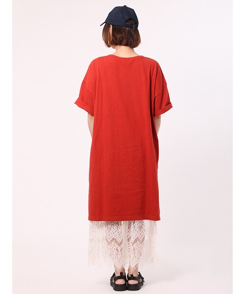 w closet(ダブルクローゼット)の「Vネックポケ付きビッグTシャツ(トップス・レディース・Sグレー/ラベンダー/レンガ/ブラック・FREE)」の7枚目の写真