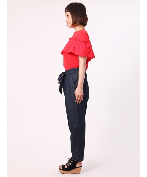 w closet(ダブルクローゼット)の「リボン付きデニムテーパードパンツ(パンツ・レディース・ブルー/ネイビー・FREE)」の4枚目の写真