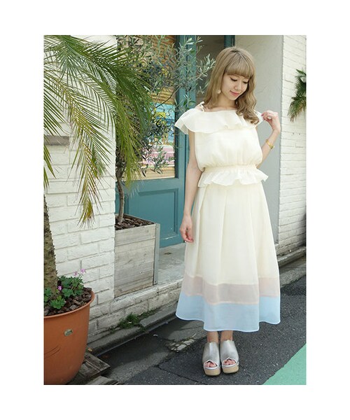 F i.n.t（フィント）の「ショルダーリボンオフショルブラウス/F i.n.t（シャツ/ブラウス・レディース・その他）」の3枚目の写真