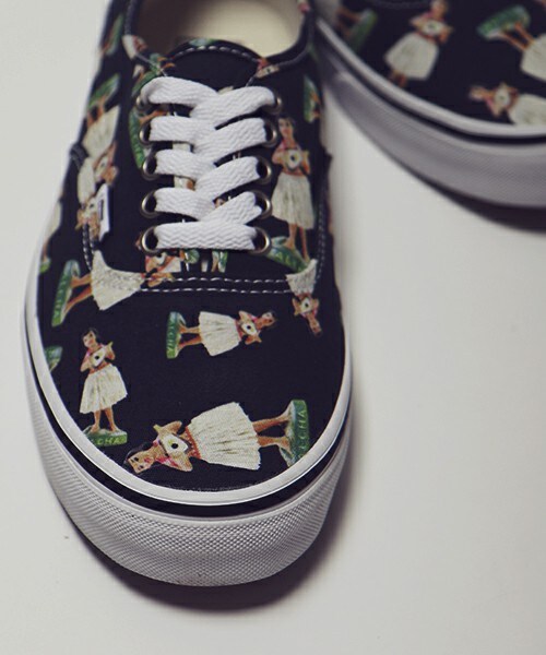 VANS（バンズ）の「AUTHENTIC DIGI HULA（）」 - WEAR