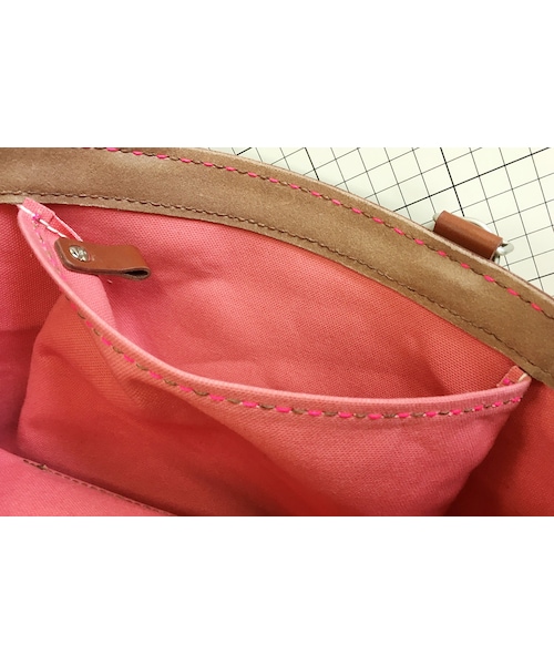 Handmade（ハンドメイド）の「手縫いのカラー帆布と革のリュック