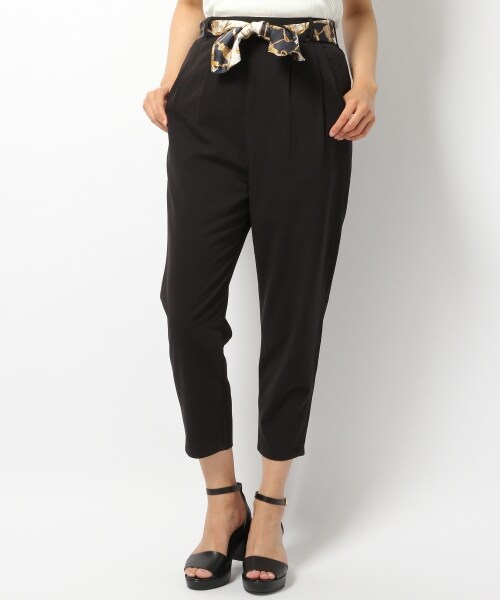 Heather（ヘザー）の「チェーンスカーフツキタックパンツ（パンツ・オフホワイト/ブラック/ベージュ・FREE）」の2枚目の写真