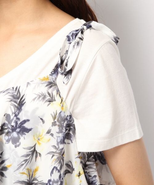 Heather(ヘザー)の「ボタニカルフラワーキャミ(トップス・ホワイト系/ピンク系/ネイビー系・FREE)」の8枚目の写真