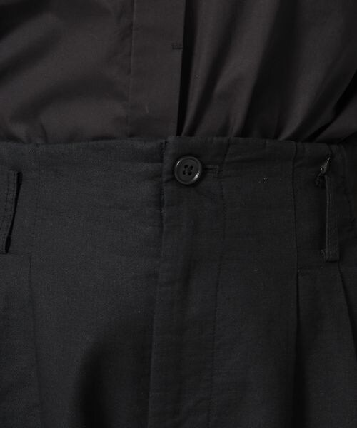 A part by（アパートバイ）の「アサコンハイウエストワイドパンツ（パンツ・ホワイト/ブラック・M/L）」の7枚目の写真