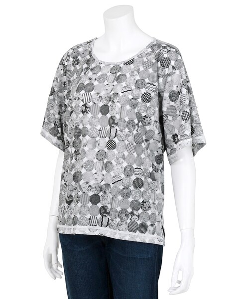 Ne-net（ネネット）の「ヨーヨープリント / Tシャツ（トップス・レディース・black・02）」の7枚目の写真