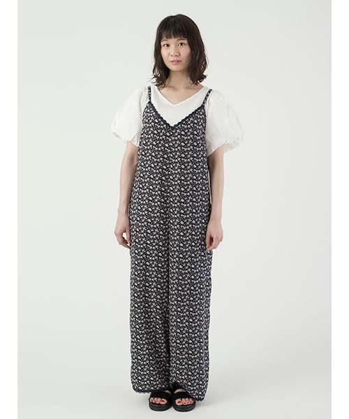 w closet（ダブルクローゼット）の「小花柄オールインワン（オールインワン・サロペット・レディース・オフホワイト/ブラック・FREE）」の3枚目の写真
