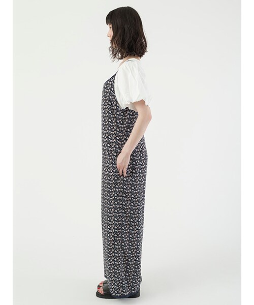 w closet（ダブルクローゼット）の「小花柄オールインワン（オールインワン・サロペット・レディース・オフホワイト/ブラック・FREE）」の4枚目の写真