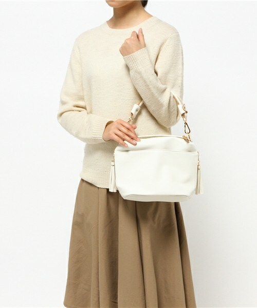 INTERPLANET WINGS（インタープラネットウィング）の「カラー合皮バッグ（トートバッグ・レディース・アイボリー/グリーン/ブルー/オレンジ・FREE）」の12枚目の写真