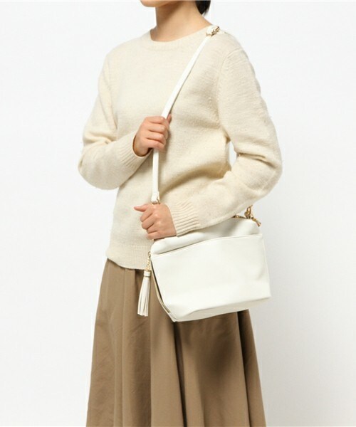 INTERPLANET WINGS（インタープラネットウィング）の「カラー合皮バッグ（トートバッグ・レディース・アイボリー/グリーン/ブルー/オレンジ・FREE）」の13枚目の写真