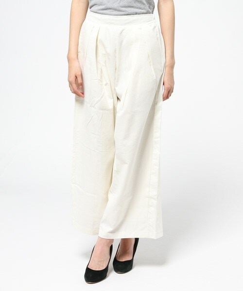 INTERPLANET WINGS（インタープラネットウィング）の「麻レーヨンタックワイドパンツ（その他パンツ・レディース・オフホワイト/ライトベージュ/カーキ・FREE）」の2枚目の写真
