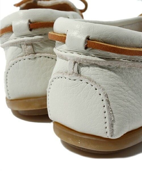 Minnetonka（ミネトンカ）の「【MINNETONKA】Boat Moc（モカシン/デッキシューズ・レディース・オフホワイト/ブルー/ピンク・22.5cm/23.5cm/24.5cm）」の10枚目の写真