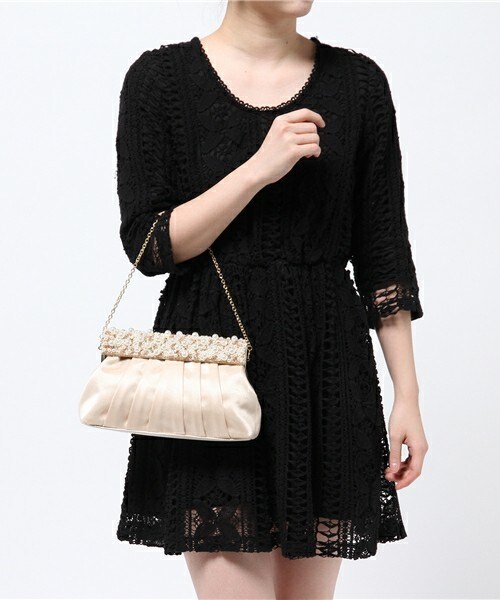 INTERPLANET WINGS(インタープラネットウィング)の「ビジュークリップパーティバッグ(クラッチバッグ・レディース・ブラック/ベージュ・FREE)」の12枚目の写真