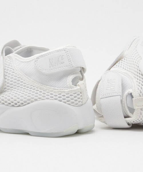NIKE SPORTSWEAR（ナイキスポーツウェアー）の「ウィメンズ ナイキ エアリフト ブリーズ NIKE WMNS AIR RIFT BR 848386-100（スニーカー・レディース・ホワイト・22cm/23cm/24cm/25cm/29cm）」の10枚目の写真