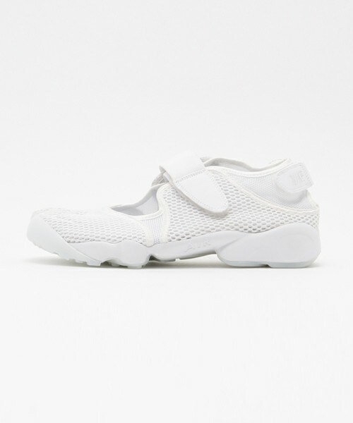 NIKE SPORTSWEAR（ナイキスポーツウェアー）の「ウィメンズ ナイキ エアリフト ブリーズ NIKE WMNS AIR RIFT BR 848386-100（スニーカー・レディース・ホワイト・22cm/23cm/24cm/25cm/29cm）」の2枚目の写真