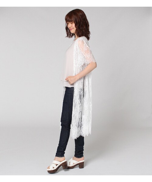 mysty woman(ミスティウーマン)の「スカラップレースガウンワンピース(ワンピース/ドレス・レディース・オフホワイト/ブラック)」の4枚目の写真