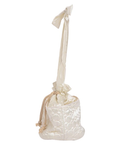 merry jenny(メリージェニー)の「キルティングBAG(バッグ・レディース・オフホワイト/ブラック/キャメル・F)」の7枚目の写真